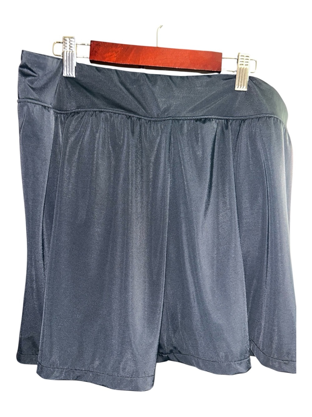 Women's Black Skort with Elastic Waistband